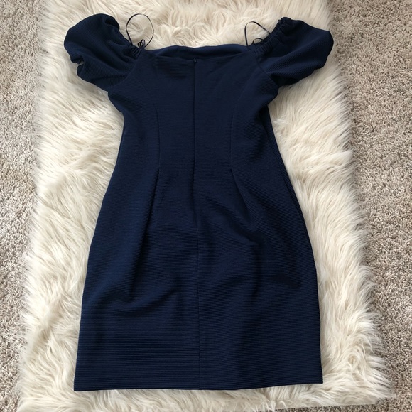 Gorgeous ribbed off the shoulder dress - Picture 3 of 8